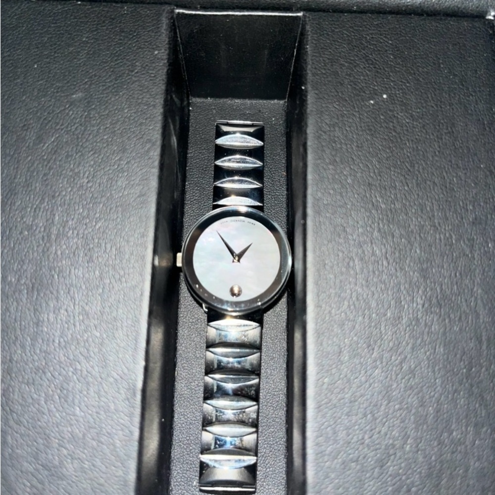 Movado Women’s Mother of Pearl Watch - Picture 3 of 10